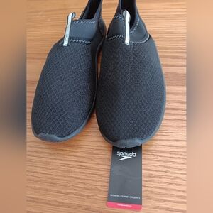 Speedo Black Slip-On Athletic Water Shoes Size US 11 NEW